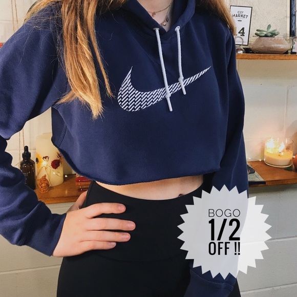 blue nike cropped hoodie